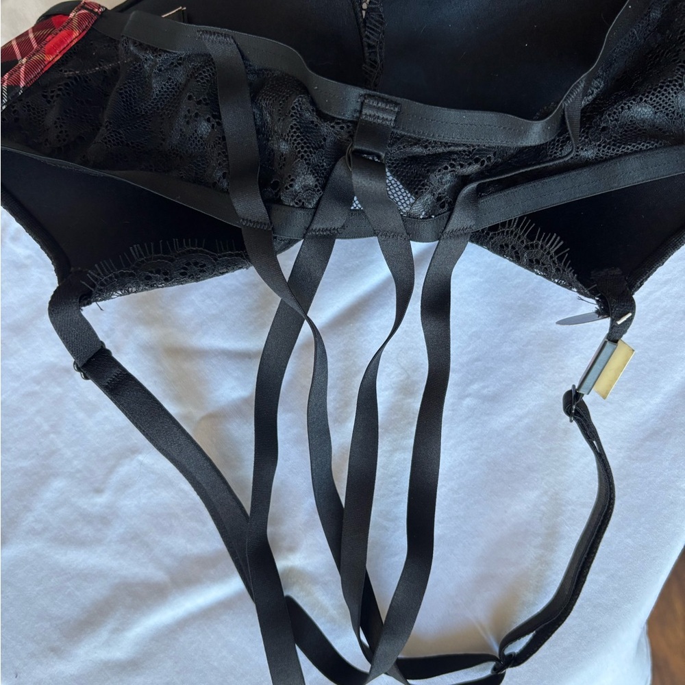 Victoria’s Secret Plaid Lace Bombshell Bra - Picture 4 of 4